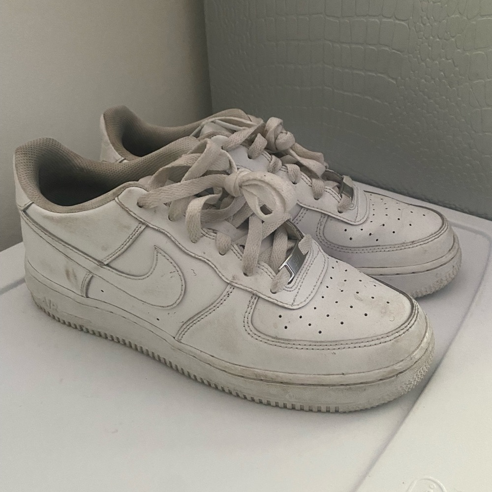 White Air Force 1